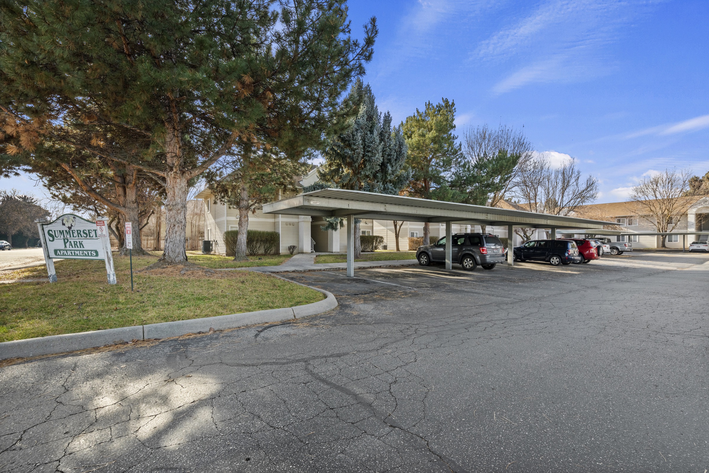 Summerset Park Apartments exterior, signage and covered parking